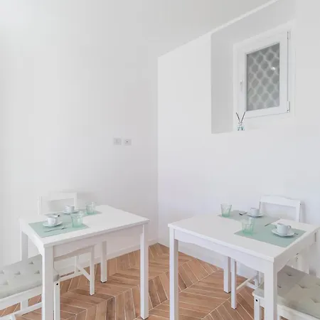 Urent - Residenza Cocchina * Rome